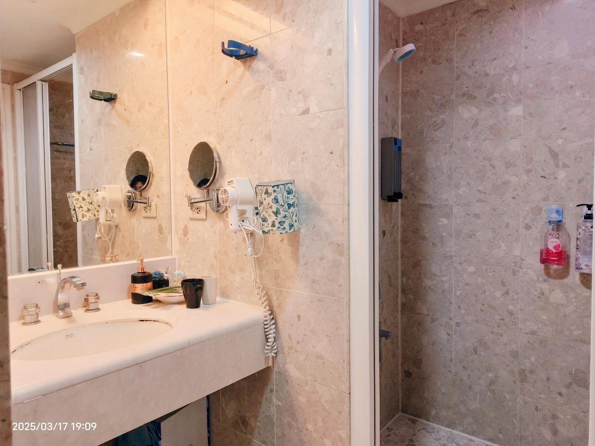 Niwill Homestay Taichung Exterior photo