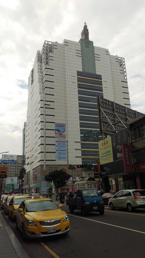 Niwill Homestay Taichung Exterior photo